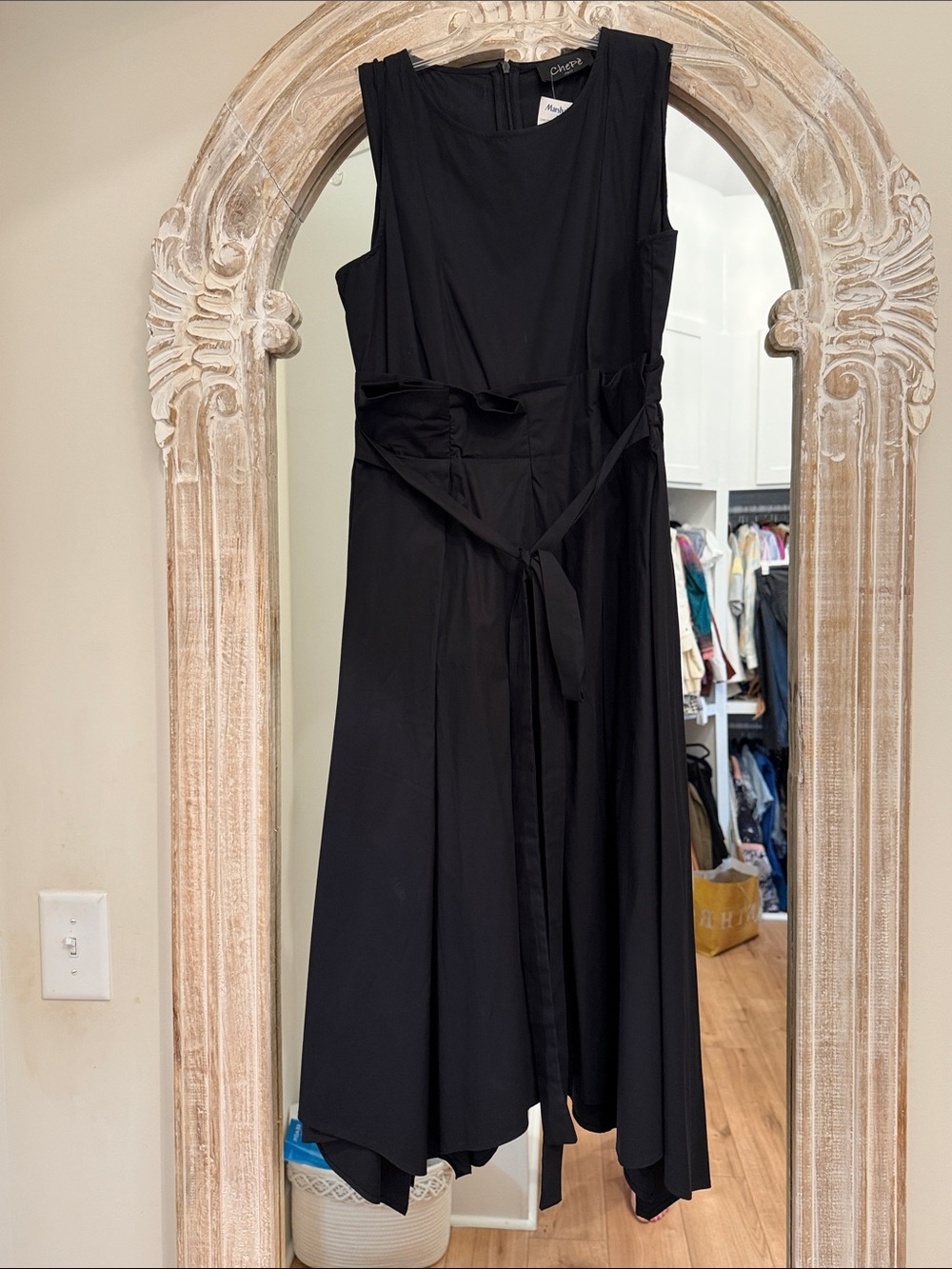 Chepè Italy Black Sleeveless Midi Dress with Waist Tie